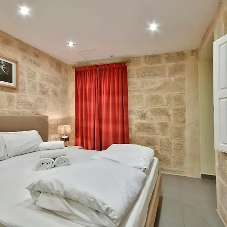 Orangerie 201 By Vallettastay Apartament *